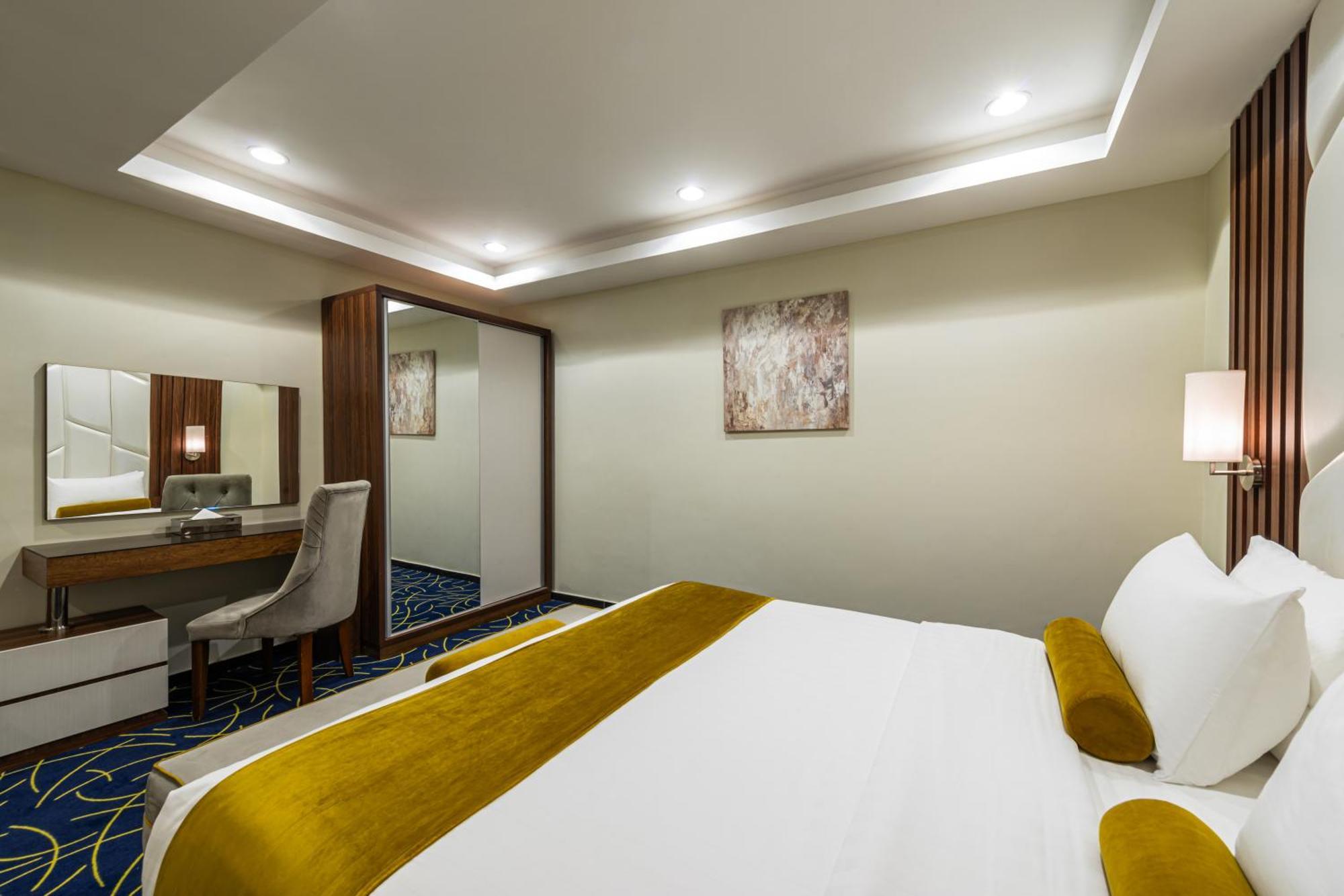 The Palace Hotel Suites Khamis Mushait Eksteriør billede